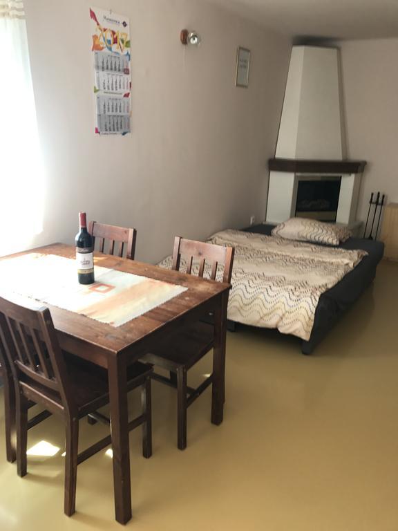 Apartment Jane Senec Extérieur photo